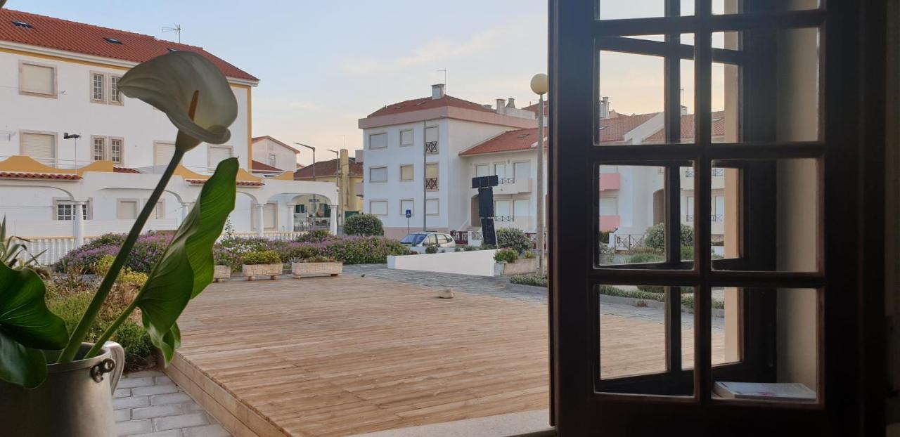 Boa Onda Guesthouse アトウギア・ダ・バレイア エクステリア 写真